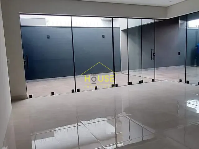 Casa com 220m² 3 quartos e 1 banheiro, à venda, no bairro Jardim Baldissera em Votuporanga
