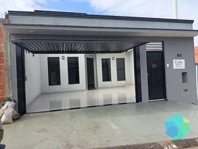 Casa com 180m² 2 quartos e 2 banheiros, à venda, no bairro Residencial Parque Imperial em Salto