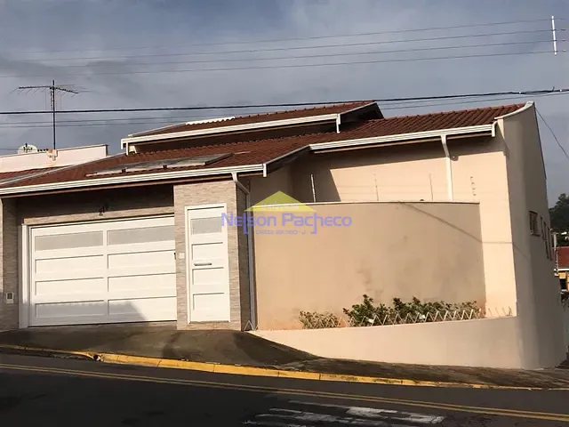 Casa com 283m² 3 quartos e 4 banheiros, à venda, no bairro Santa Terezinha em Capivari