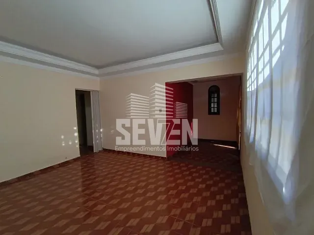 Casa com 252m² 2 quartos e 3 banheiros, à venda, no bairro Jardim Terra Branca em Bauru
