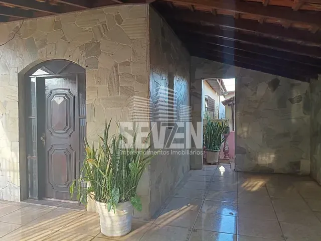 Casa com 252m² 2 quartos e 3 banheiros, à venda, no bairro Jardim Terra Branca em Bauru