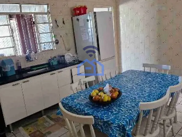 Casa com 360m² 2 quartos e 1 banheiro, à venda, no bairro Martim de Sá em Caraguatatuba