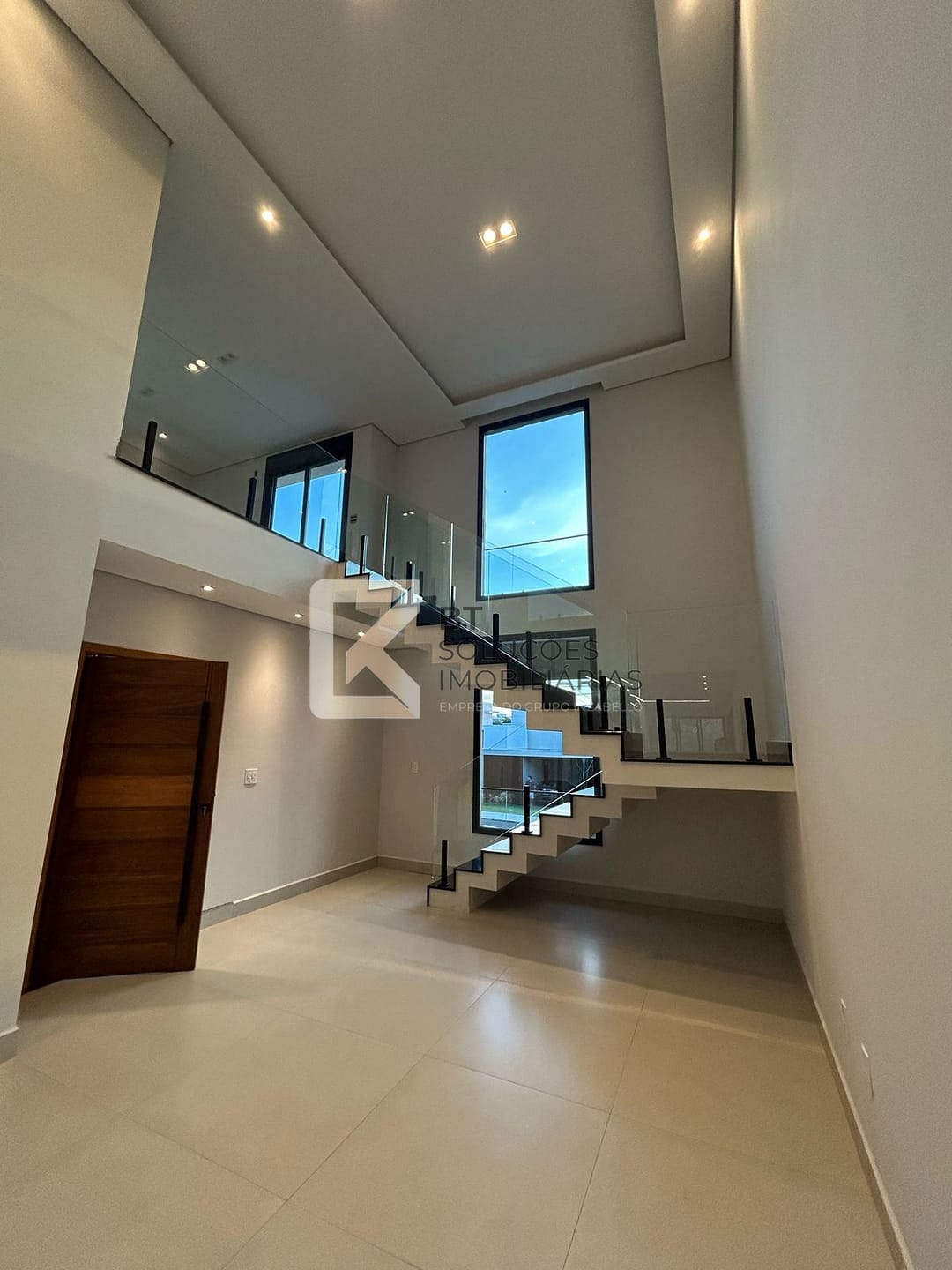 Casa, 3 quartos, 226 m² - Foto 4