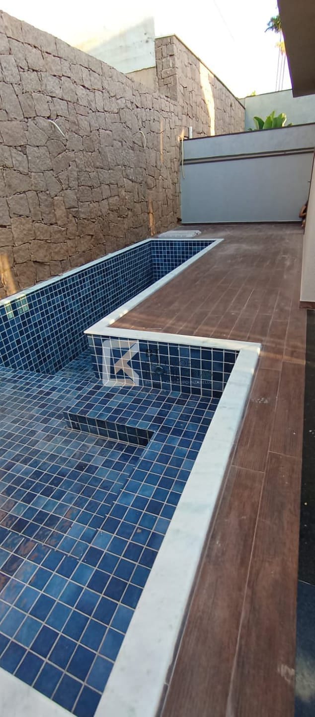 Casa, 3 quartos, 226 m² - Foto 6