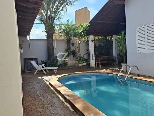 Casa com 470m² 3 quartos e 5 banheiros, à venda, no bairro Ribeirânia em Ribeirão Preto
