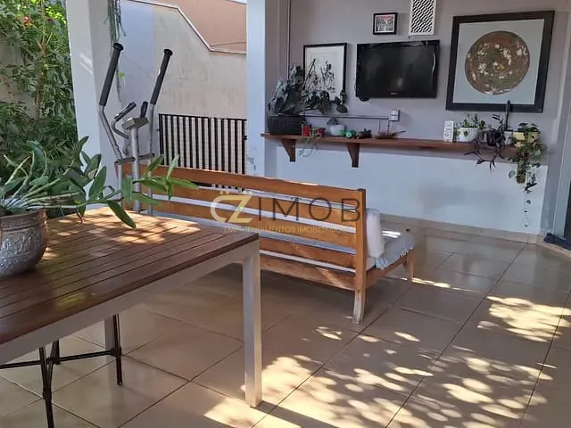Casa com 470m² 3 quartos e 5 banheiros, à venda, no bairro Ribeirânia em Ribeirão Preto