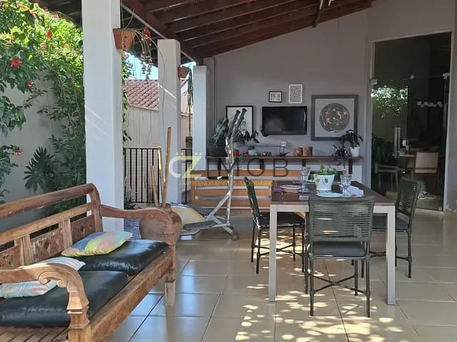 Casa com 470m² 3 quartos e 5 banheiros, à venda, no bairro Ribeirânia em Ribeirão Preto