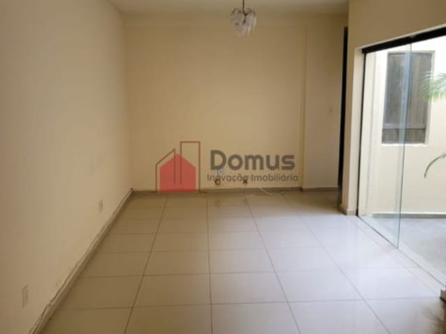 Casa com 202m², à venda, no bairro Centro em Pindamonhangaba