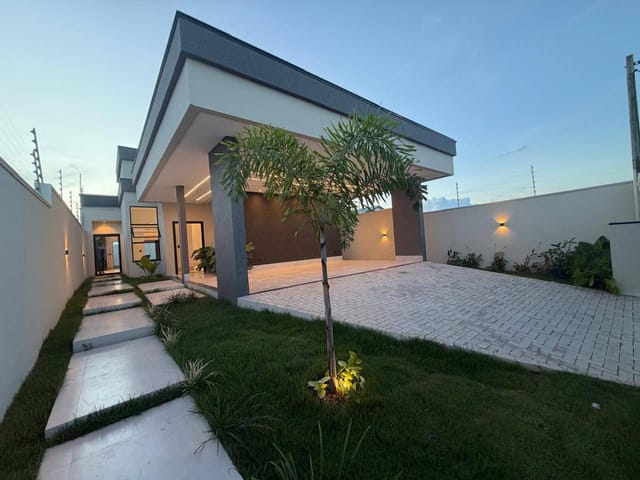 Casa com 385m² 3 quartos e 1 banheiro, à venda, no bairro Loteamento Residencial Santa Cecília em Sinop