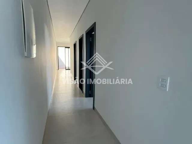 Casa 3 quartos e 2 banheiros, à venda, no bairro Jardim Curitiba em Sinop