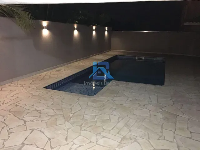 Casa com 450m² 3 quartos e 5 banheiros, à venda, no bairro Residencial Fazenda Serrinha em Itatiba