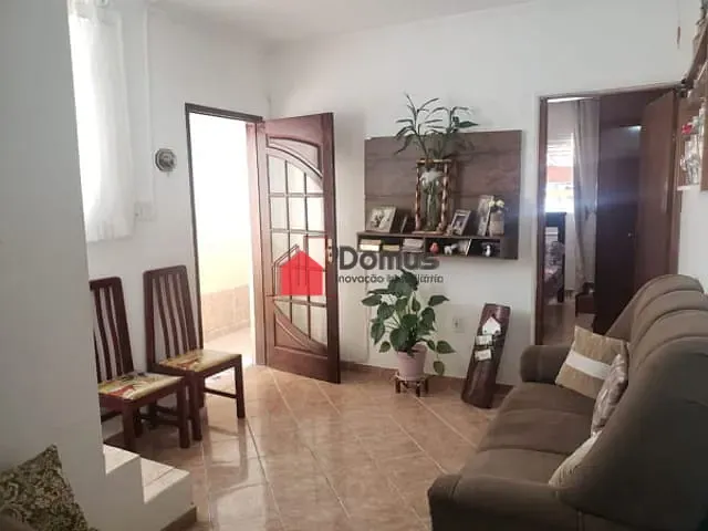 Casa com 125m², à venda, no bairro Triângulo em Pindamonhangaba