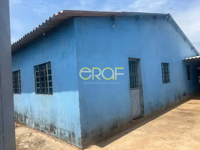 Casa com 10m² 4 quartos e 1 banheiro, à venda, no bairro Jardim Califórnia em Formosa