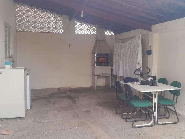 Casa com 200m² 3 quartos e 1 banheiro, à venda, no bairro Santa Clara em Campinas