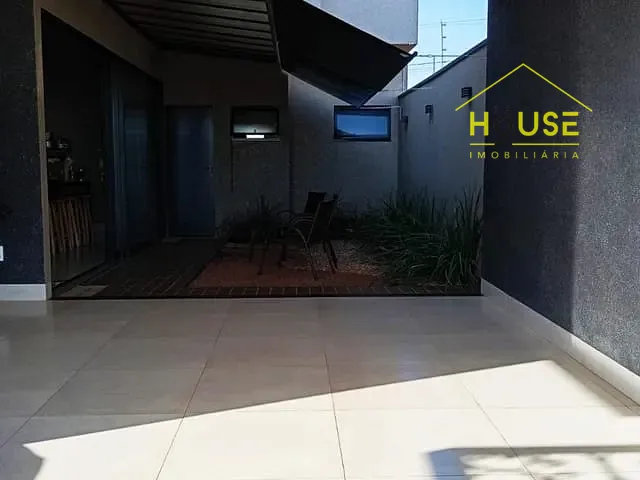Casa com 200m² 3 quartos e 2 banheiros, à venda, no bairro Dharma Ville em Votuporanga