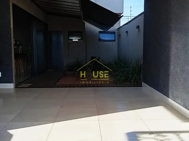 Casa com 200m² 3 quartos e 2 banheiros, à venda, no bairro Dharma Ville em Votuporanga
