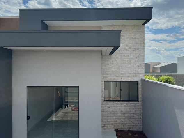 Casa com 150m² 2 quartos e 1 banheiro, à venda, no bairro Jardim Bougainville em Sinop