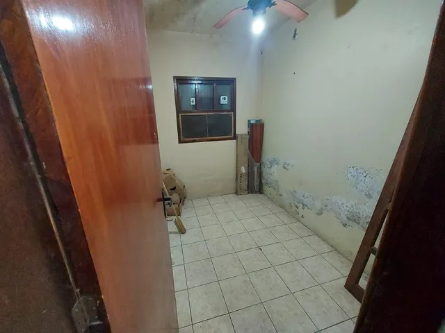 Casa com 360m² 2 quartos e 1 banheiro, à venda, no bairro Três Vendas em Pelotas