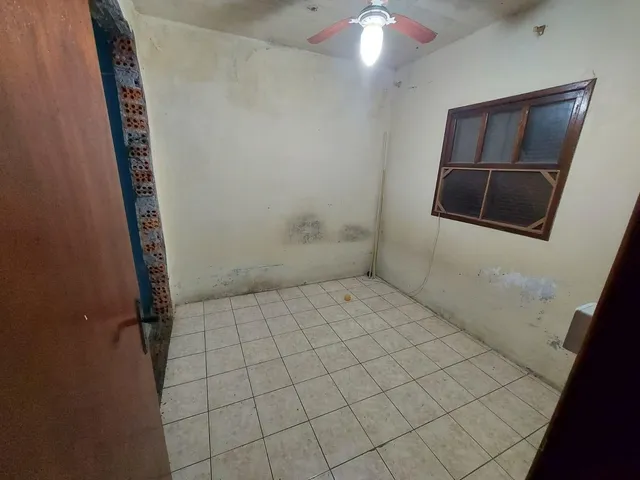 Casa com 360m² 2 quartos e 1 banheiro, à venda, no bairro Três Vendas em Pelotas