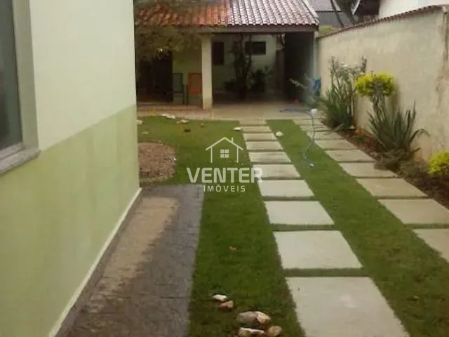 Casa com 677m² 3 quartos e 2 banheiros, à venda, no bairro Jardim das Nações em Taubaté