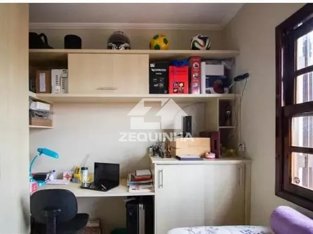Casa com 125m² 3 quartos e 3 banheiros, à venda, no bairro Bela Vista em Osasco