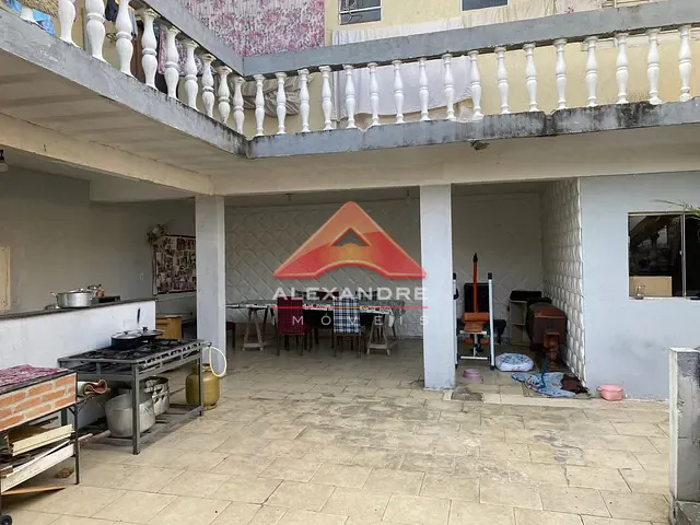 Casa com 331m² 4 quartos e 4 banheiros, à venda, no bairro Vila Guarani em São José dos Campos