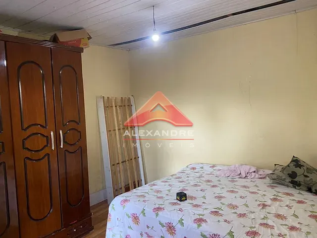 Casa com 331m² 4 quartos e 4 banheiros, à venda, no bairro Vila Guarani em São José dos Campos