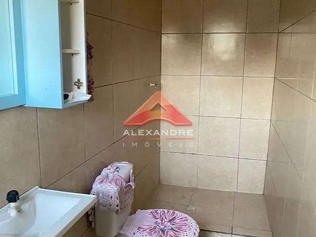 Casa com 331m² 4 quartos e 4 banheiros, à venda, no bairro Vila Guarani em São José dos Campos