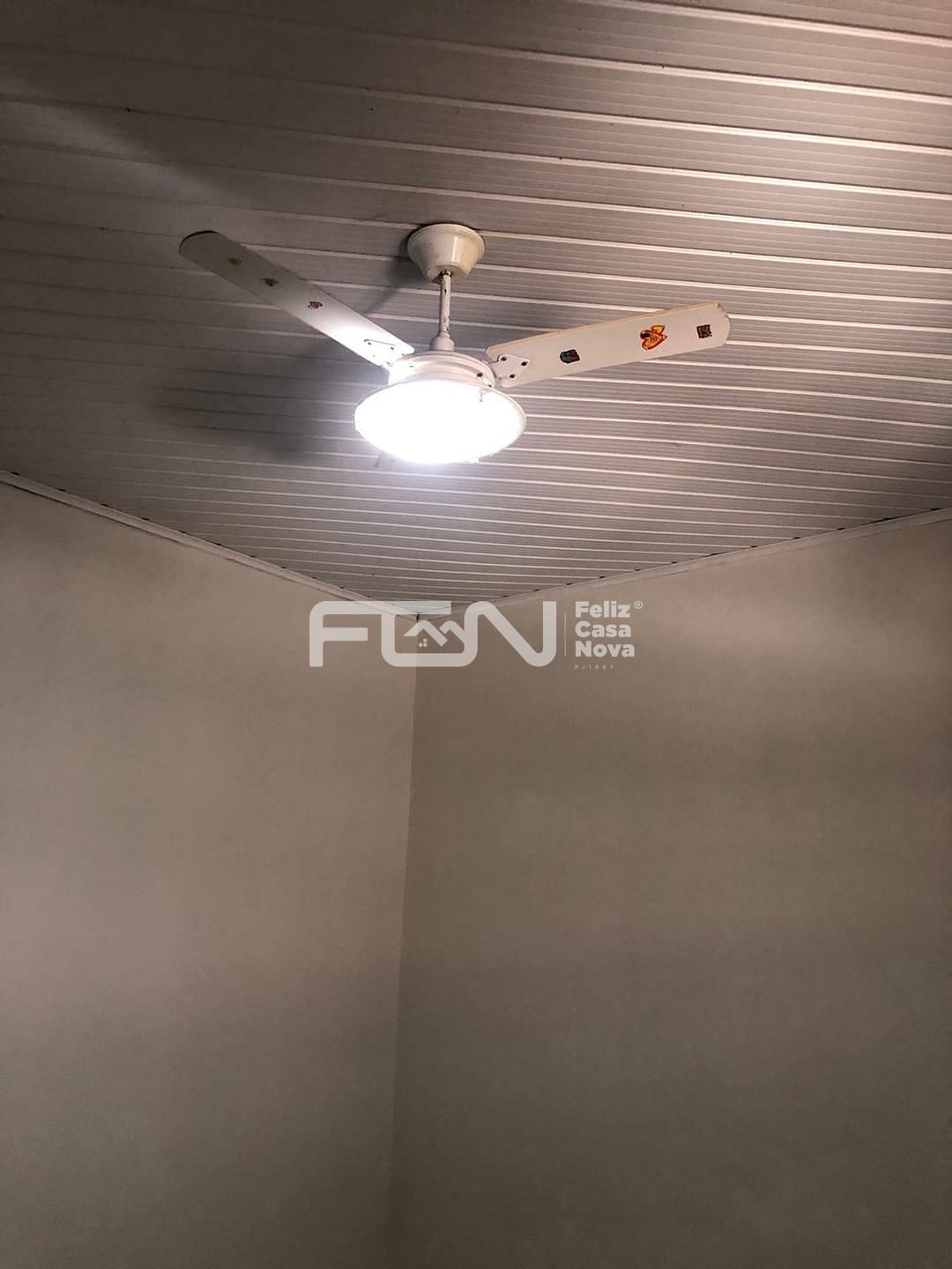 Casa à venda com 4 quartos, 80m² - Foto 15