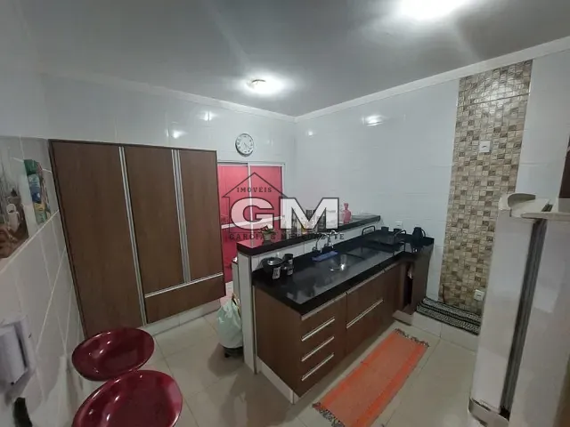 Casa com 200m² 3 quartos e 2 banheiros, à venda, no bairro Bonfim Paulista em Ribeirão Preto