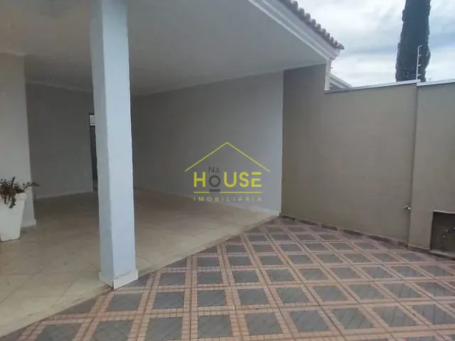 Casa com 500m² 3 quartos e 3 banheiros, à venda, no bairro Estela Parque Residencial em Votuporanga