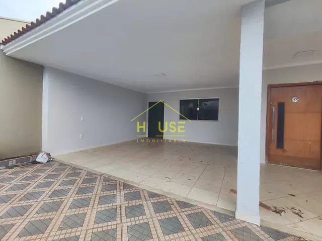 Casa com 500m² 3 quartos e 3 banheiros, à venda, no bairro Estela Parque Residencial em Votuporanga