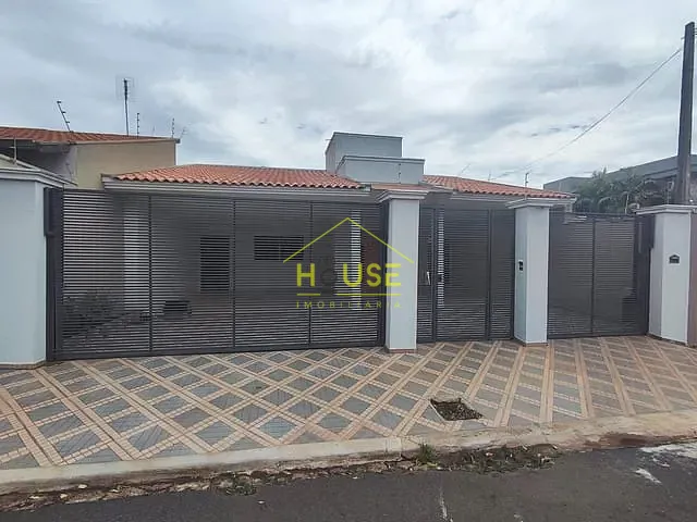 Casa com 500m² 3 quartos e 3 banheiros, à venda, no bairro Estela Parque Residencial em Votuporanga