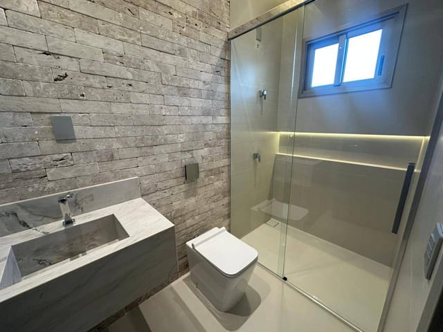 Casa com 376m² 3 quartos e 1 banheiro, à venda, no bairro Aquarela da Mata em Sinop