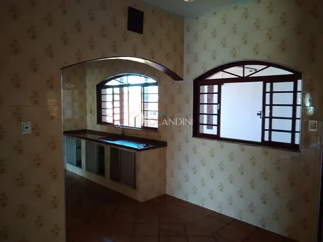 Casa com 300m² 2 quartos e 1 banheiro, à venda, no bairro Jardim Ricardo Duzzi em Artur Nogueira