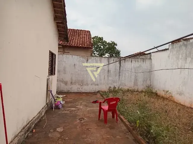 Casa com 200m² 2 quartos e 1 banheiro, à venda, no bairro Quintino Facci II em Ribeirão Preto
