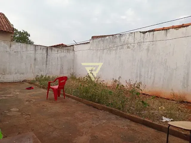 Casa com 200m² 2 quartos e 1 banheiro, à venda, no bairro Quintino Facci II em Ribeirão Preto