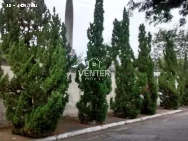 Casa com 1100m² 5 quartos e 3 banheiros, à venda, no bairro Eldorado em Tremembé