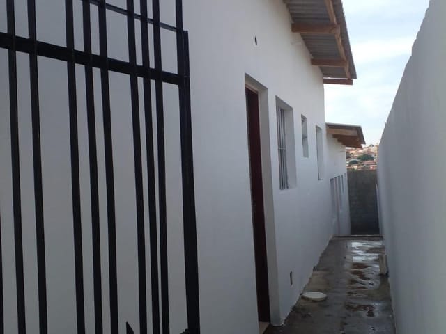Casa com 190m² 1 quarto e 1 banheiro, à venda, no bairro Jardim Liliza em Campinas