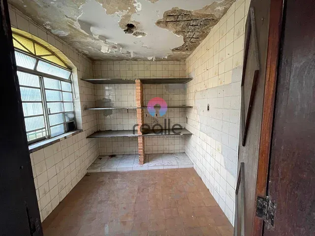Casa 2 quartos e 1 banheiro, para alugar, no bairro Jardim Alvorada em Belo Horizonte