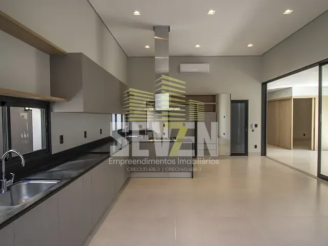 Casa com 420m², para alugar, no bairro Residencial Estoril Premium em Bauru