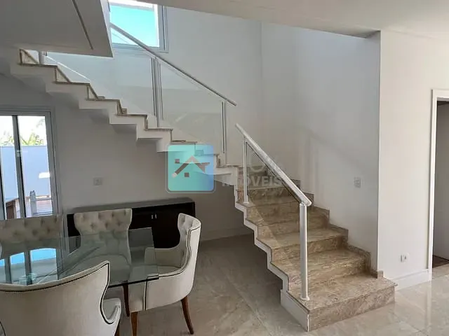 Casa com 450m² 4 quartos e 5 banheiros, à venda, no bairro Jardim do Golfe em São José dos Campos