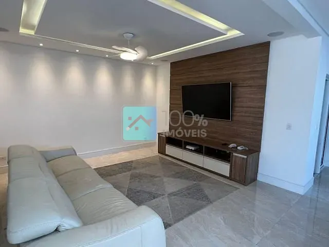 Casa com 450m² 4 quartos e 5 banheiros, à venda, no bairro Jardim do Golfe em São José dos Campos