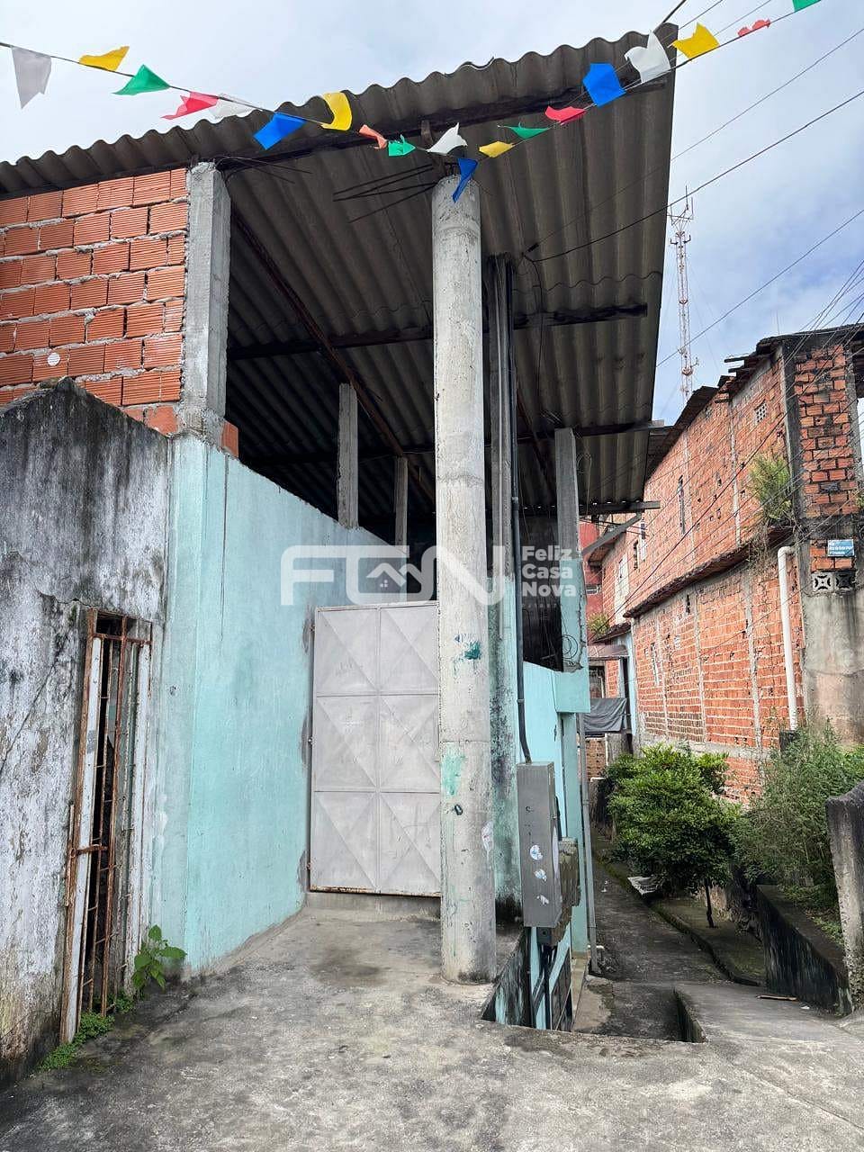 Casa à venda com 4 quartos, 10m² - Foto 4