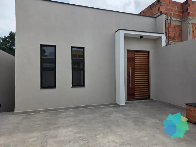 Casa com 300m² 2 quartos e 3 banheiros, à venda ou para alugar, no bairro Jardim Taquaral em Salto