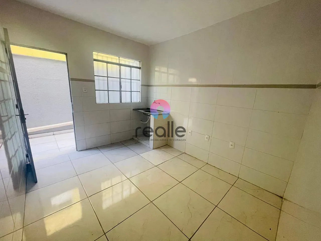 Casa, 2 quartos, 60 m² - Foto 4