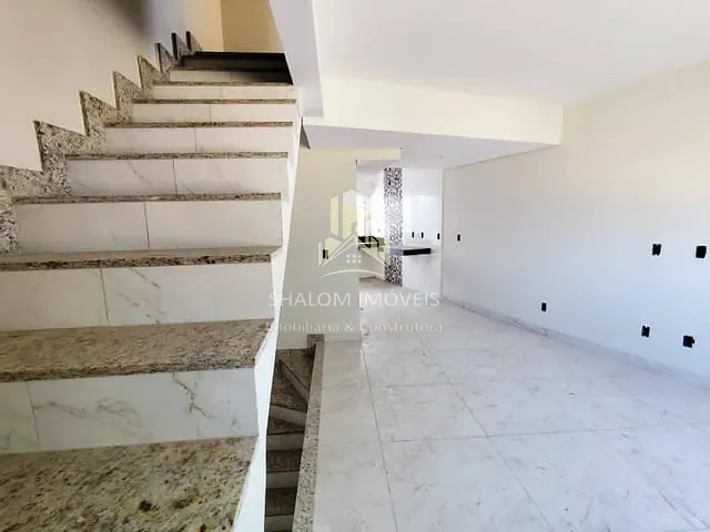 Casa com 96m² 2 quartos e 1 banheiro, à venda, no bairro Céu Azul em Belo Horizonte