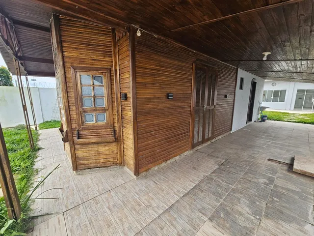 Casa com 235m² 4 quartos e 3 banheiros, à venda, no bairro Três Vendas em Pelotas