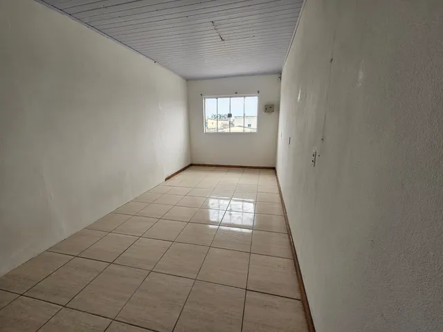 Casa com 235m² 4 quartos e 3 banheiros, à venda, no bairro Três Vendas em Pelotas