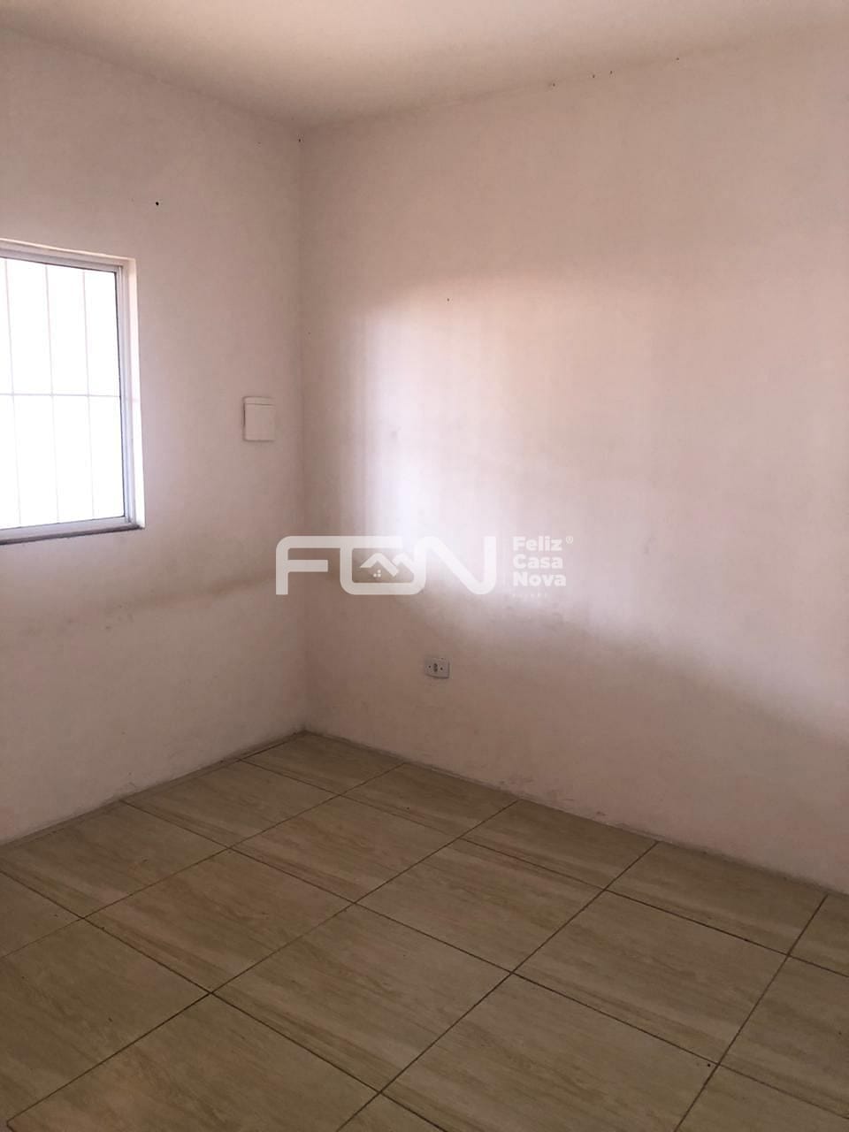 Casa à venda com 2 quartos, 140m² - Foto 4